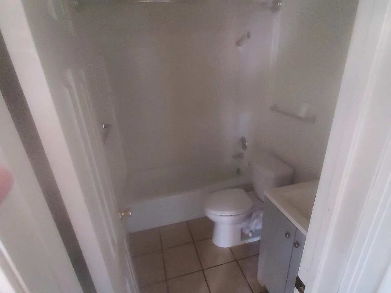 2 bed, 600 sqft, $1,100 — Photo 3