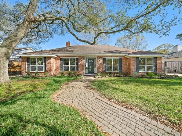 10622 Bordley Dr, Houston, TX 77042