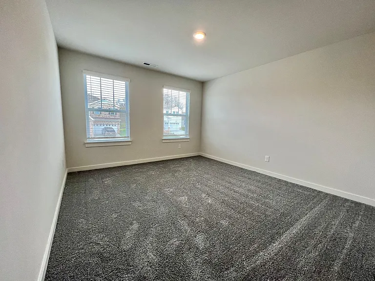 1030 Ewell Farm Cir — Photo 31