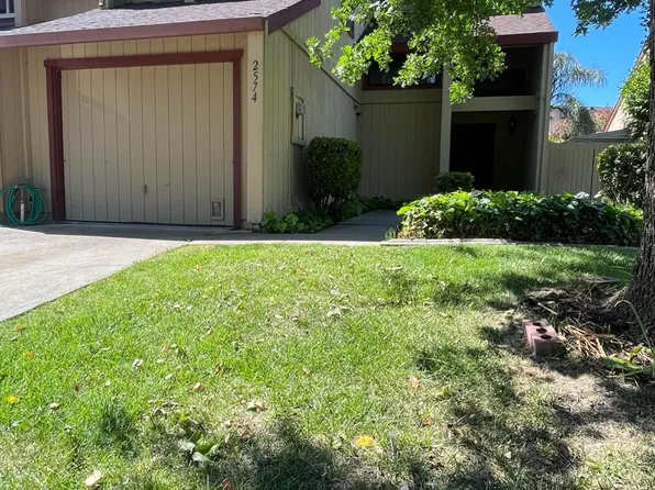 2574 Lagoon Ln, West Sacramento, CA 95691