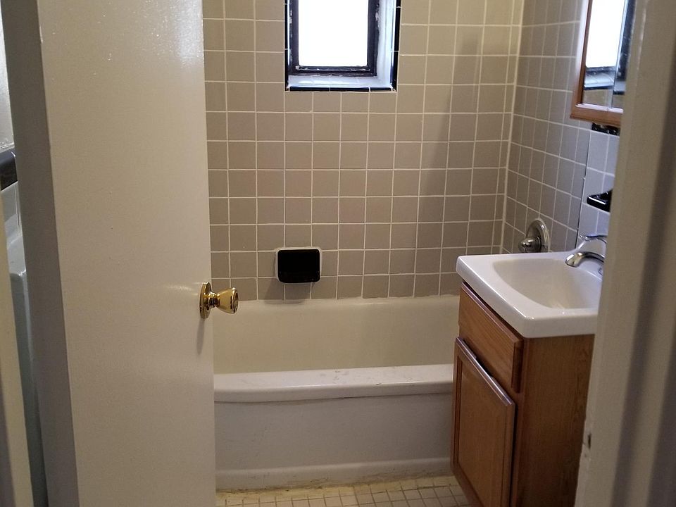 2nd image of 13980 85th Dr APT 2B