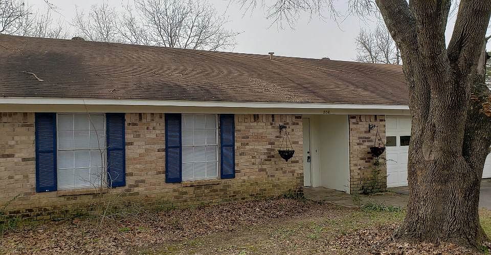 1st image of 204 Norris Dr