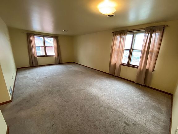 4th image of 521 Ohio River Blvd #202