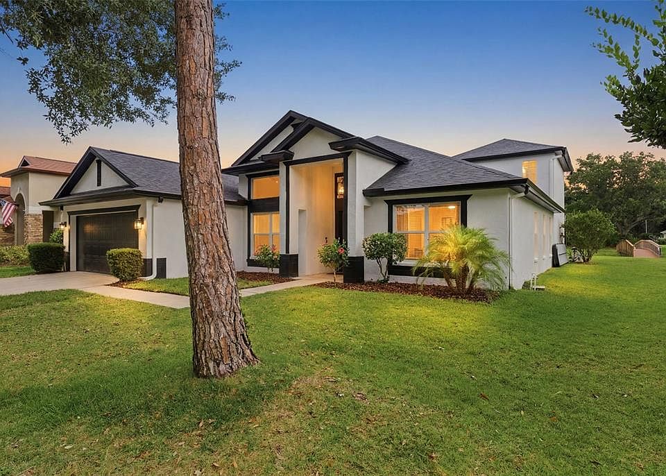 1st image of 5826 HERONVIEW CRESCENT DRIVE