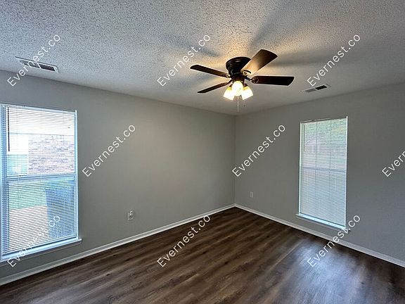 4th image of 6070 Somerset Dr