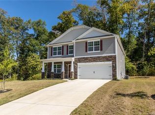 204 Rippling Water Dr, Mount Holly, NC 28120