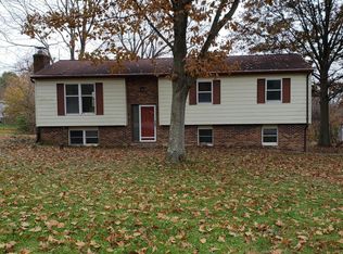 229 Warwood Dr, Granville, OH