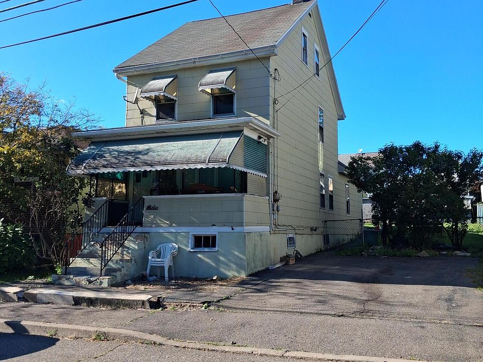 1st image of 539 Ridge Ave