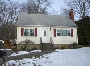 67 Macon Rd, Burlington, MA 01803