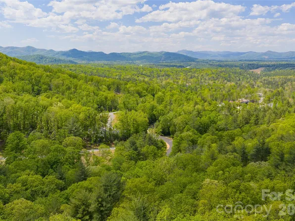 693 House Ln #905, Asheville, NC 28806