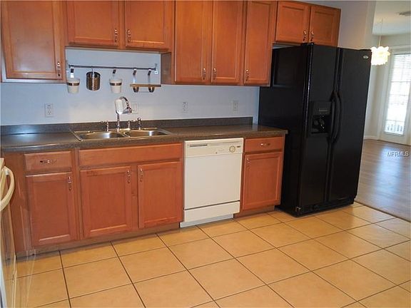 3rd image of 4284 New Broad St APT 101