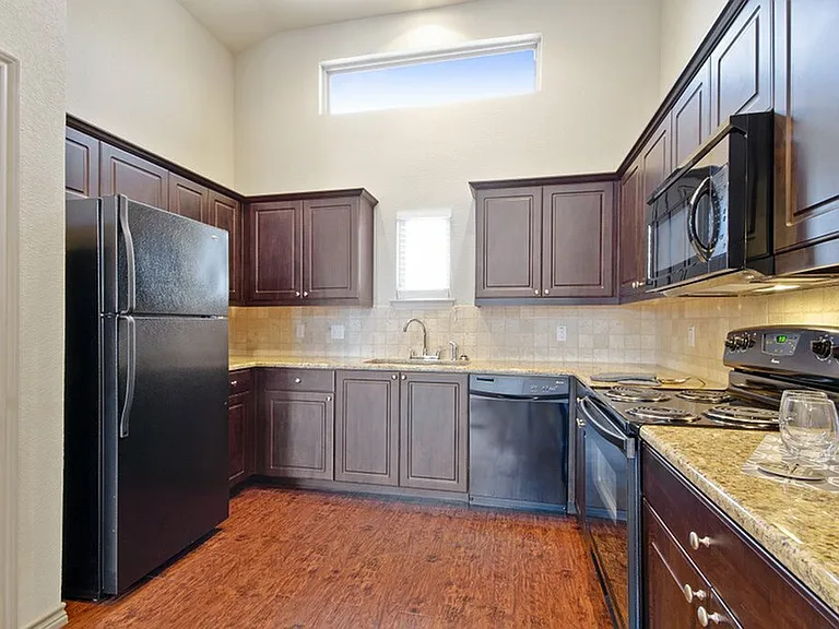Tinsley Place — Photo 35