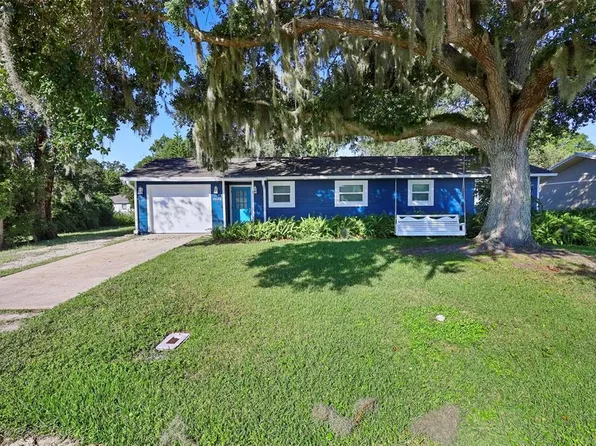 2026 Travelers Palm Dr, Edgewater, FL 32141