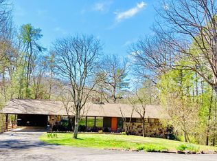 614 Laurel Dr, Pigeon Forge, TN 37863