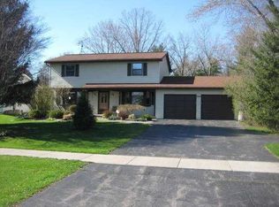 999 Lake Shore Blvd, Rochester, NY 14617