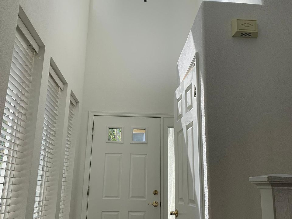 1st image of 3702 Moorpark Ave