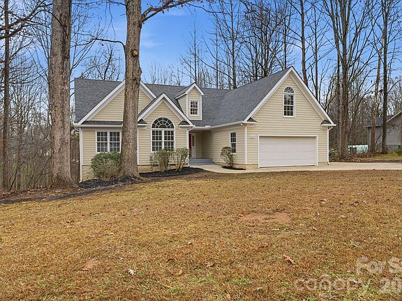 3rd image of 157 Byers Rd