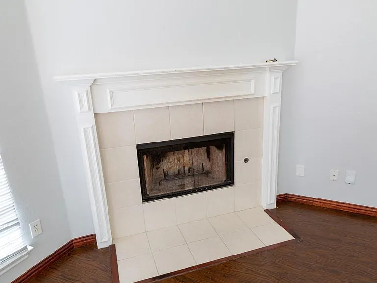 1524 Jessica Ln — Photo 25