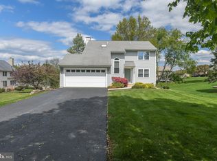 203 Bridle Path Dr, Newark, DE 19711