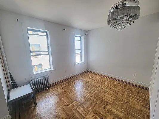 2nd image of 680 E 224th St Unit 2