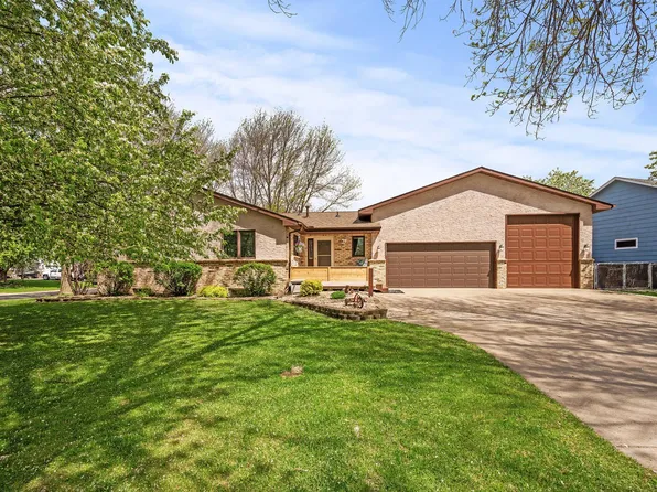 13337 Silverod Ct NW, Andover, MN 55304