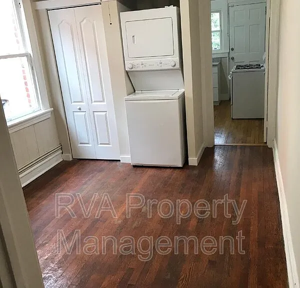 2208 W Grace St #C — Photo 6