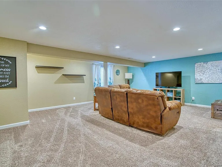 2600 Marina St — Photo 21