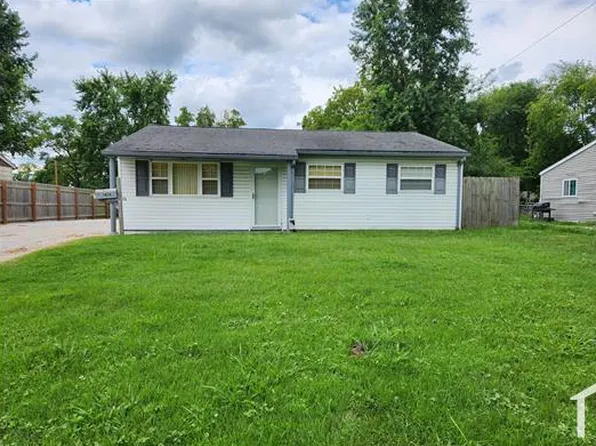 1424 Williams St, Cahokia, IL 62206