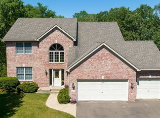 2673 Barclay St, Saint Paul, MN 55109