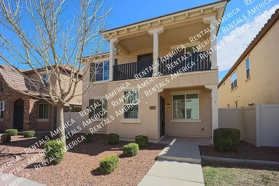 Beautiful Cooley Station Home — Photo 1