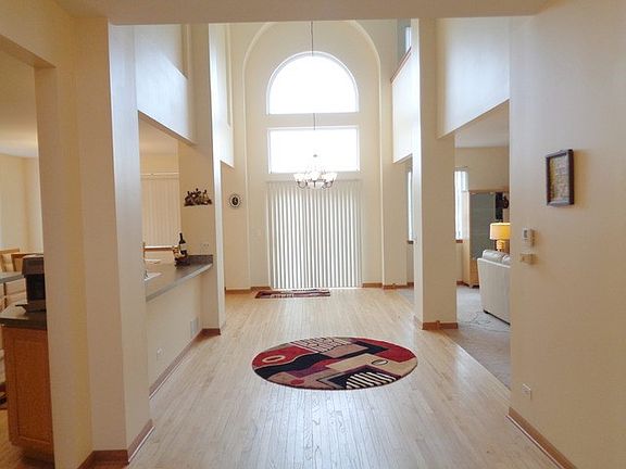 4th image of 3708 Pinecrest Dr
