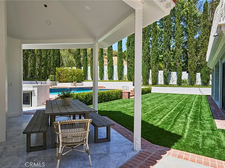 4427 Westchester Dr — Photo 46