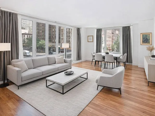 250 E 53rd St APT 404, New York, NY 10022