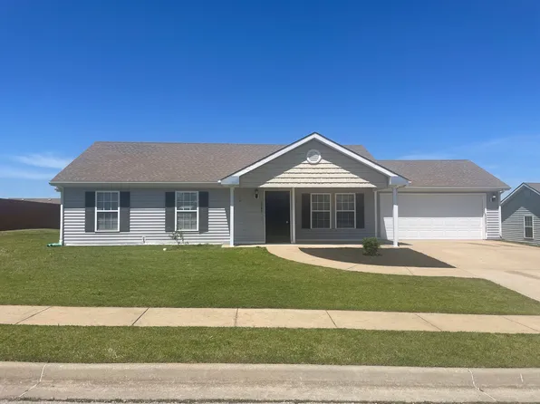 1380 Battery Dr, Prairie Grove, AR 72753