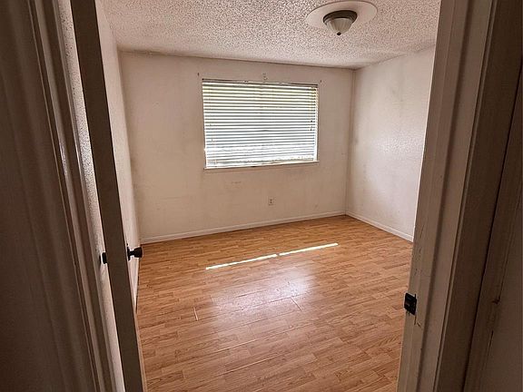 4th image of 23914 Spring Briar Ln
