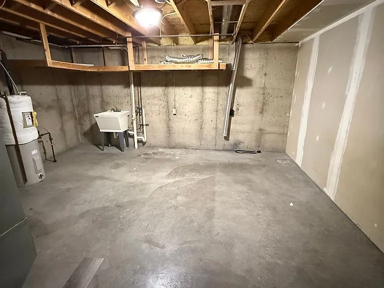 5734 Gables Dr — Photo 11