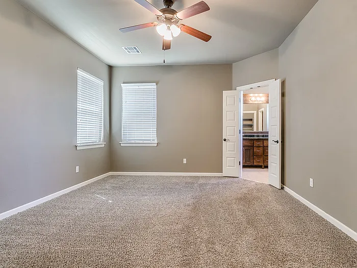 8312 NW 140th St — Photo 21