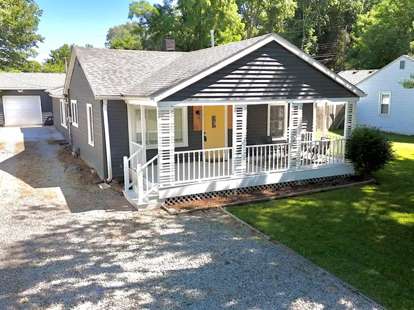 5080 Russell Ln, Greenwood, IN 46143