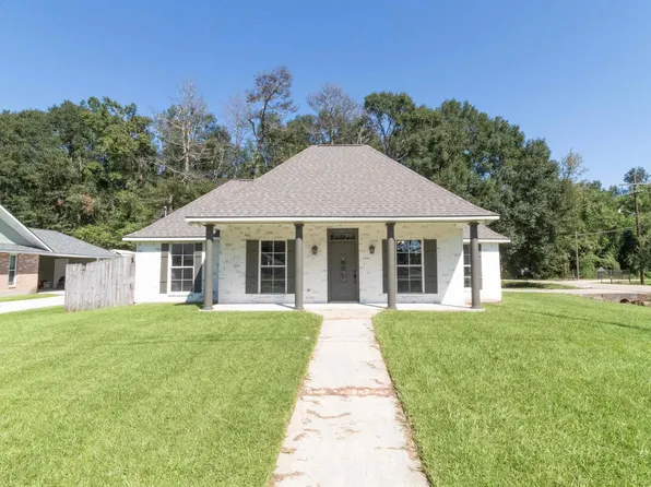 28790 Brett Dr, Walker, LA 70785