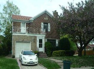 73-63 189th St, Flushing, NY 11366