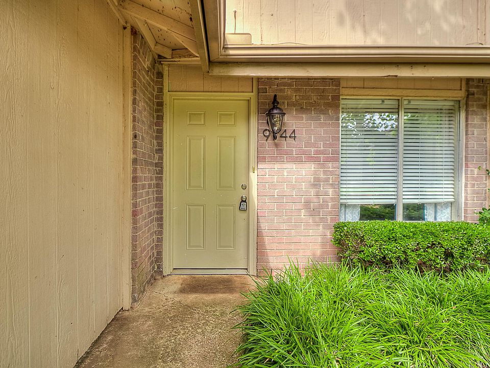 1st image of 9744 Hefner Village Blvd