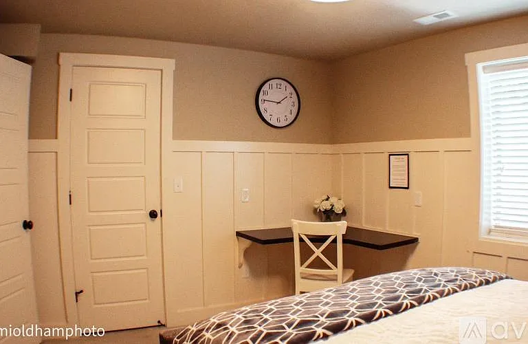 Basement Bedroom 5 w/Walking Closet