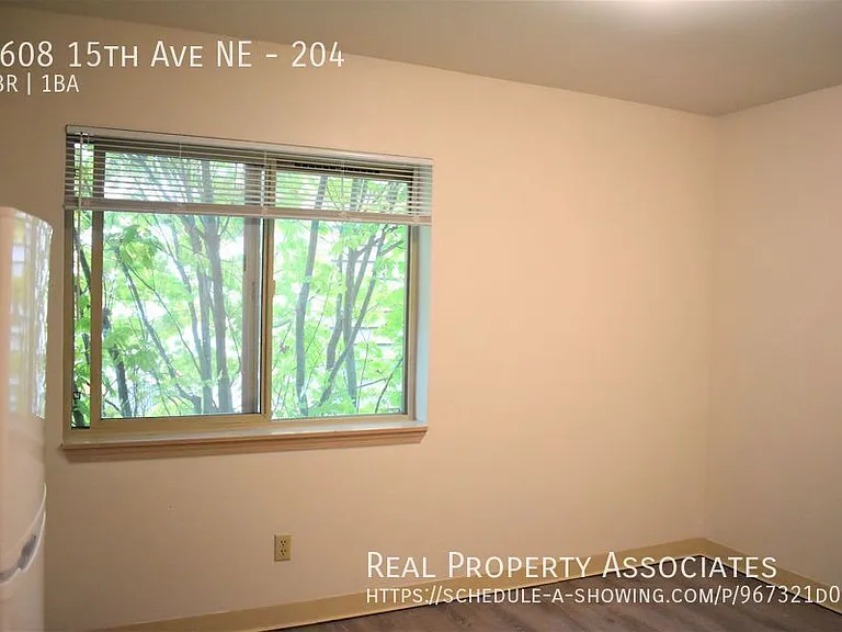 5608 15th Ave NE — Photo 98