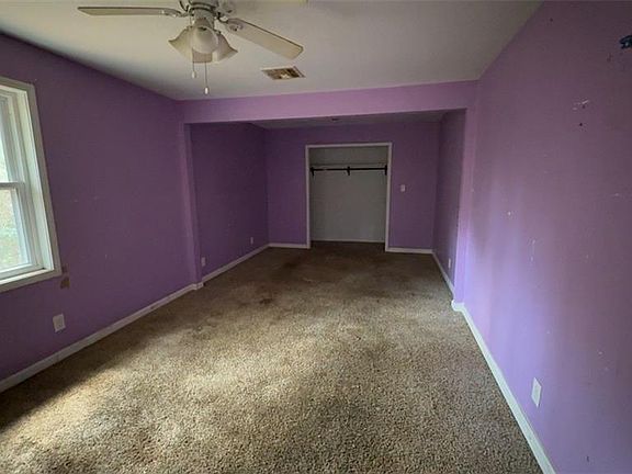 5th image of 4367 Maple Dr