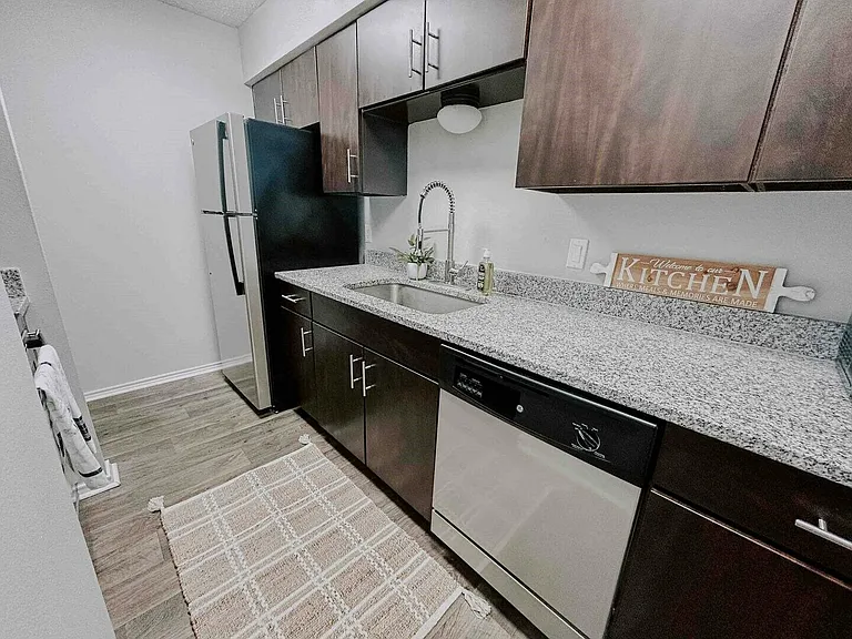 Summer House Apartment Homes — Photo 22