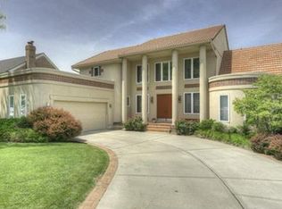 4404 NE Courtney Dr, Lees Summit, MO 64064
