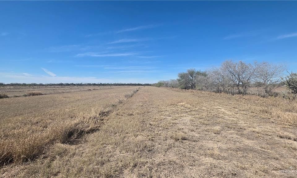 1st image of 8-9 N Iowa Rd