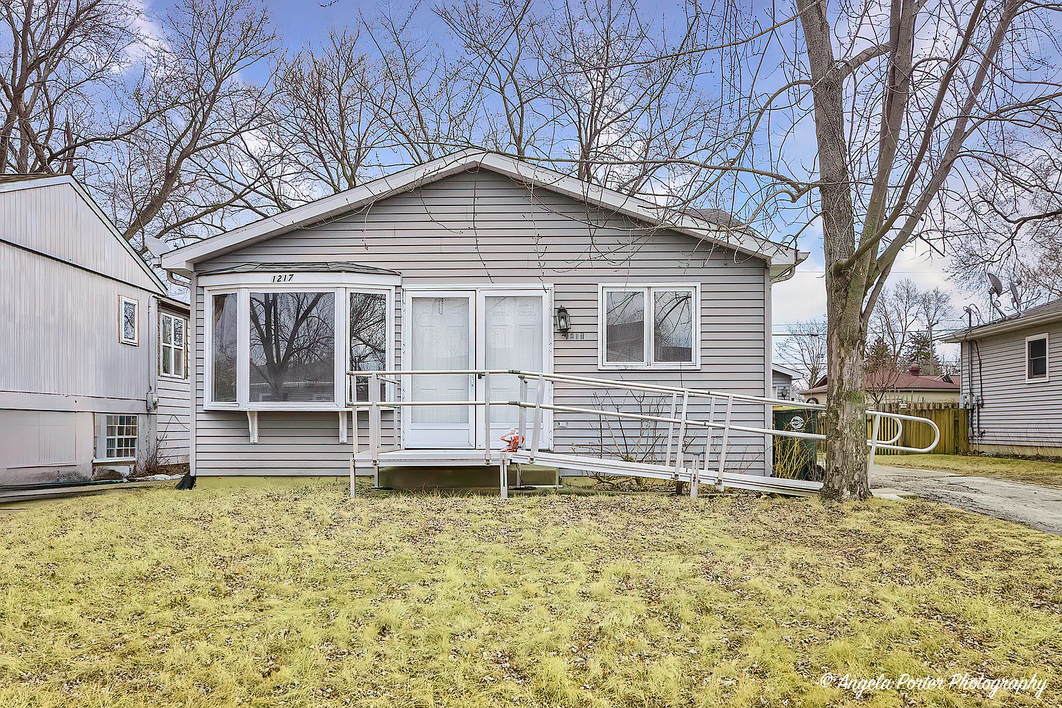 1217 Villa Vista Dr photo 1