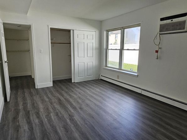 289 Main St APT 9Q