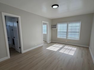 3039 W Vernon Ave APT 8, Los Angeles, CA 90008
